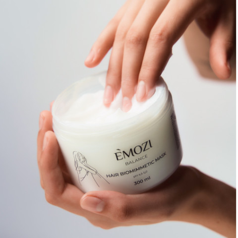 Маска для волос EMOZI Balance HAIR BIOMIMMETIC MASK, pH 4,5-5,0